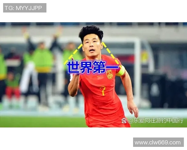 中国媒体热评越南足球明星表现引发两国球迷热议与关注